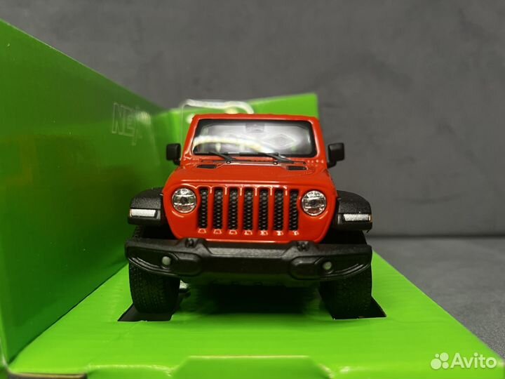 Jeep Gladiator 2020 1/24 (1/27) Welly