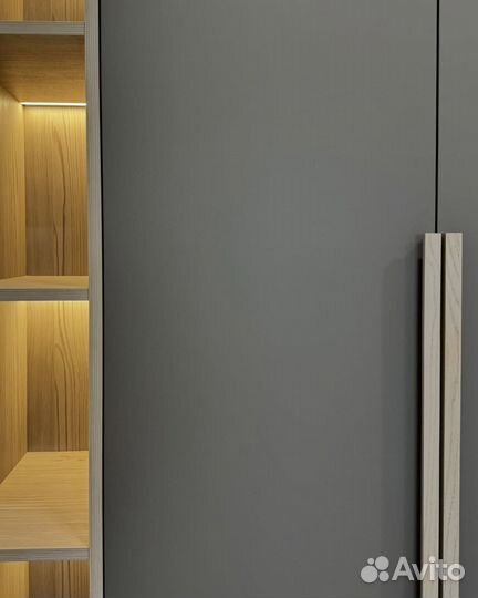 Шкаф в прихожую на заказ