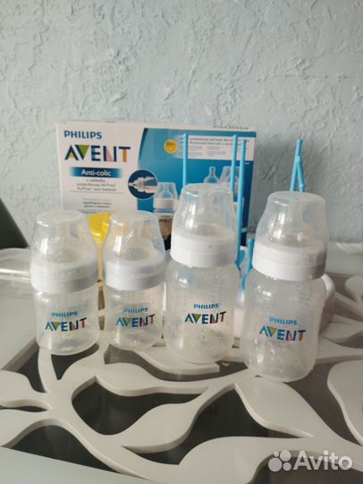 Продам детские бутылочки Avent