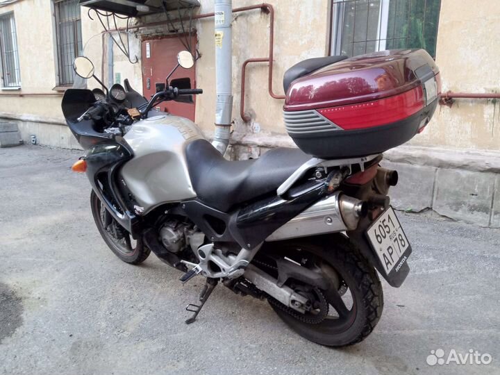Honda Varadero XL1000V 2001 года