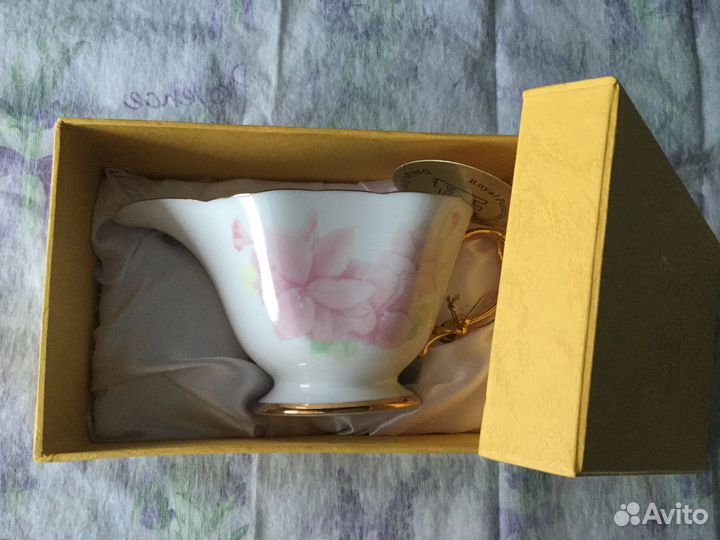 Молочник /соусник тончайший фарфор новый в коробке