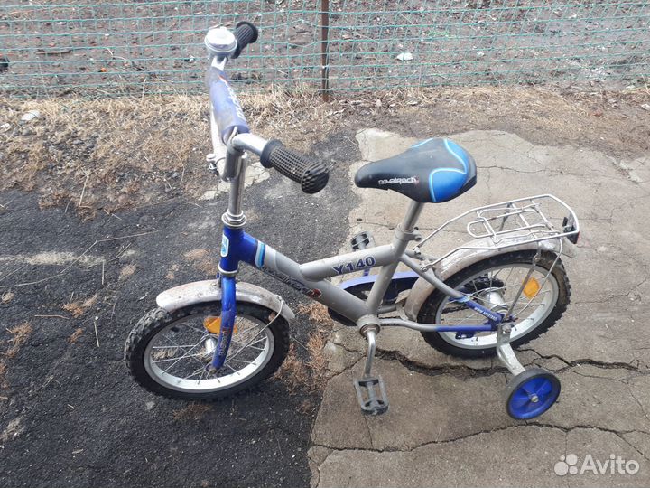 Детский трехколесный велосипед