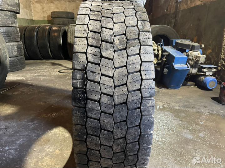 Грузовая шина бу 315 70 R22.5 Michelin