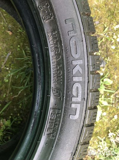 Nokian Tyres Hakkapeliitta R 225/50 R17 98R