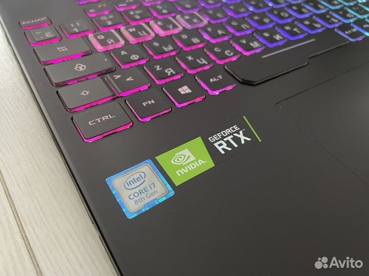 Мощный игровой Asus Rog Strix
