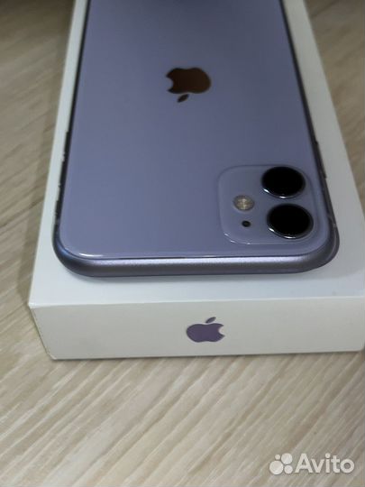 iPhone 11, 64 ГБ