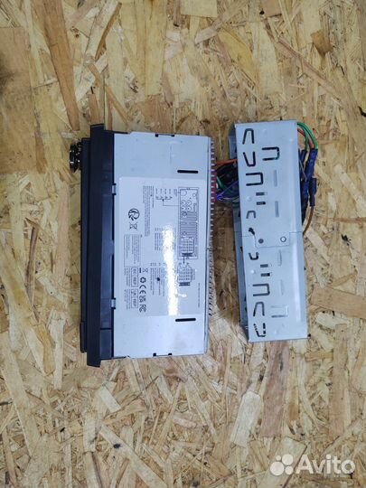 Магнитола Avylet c301