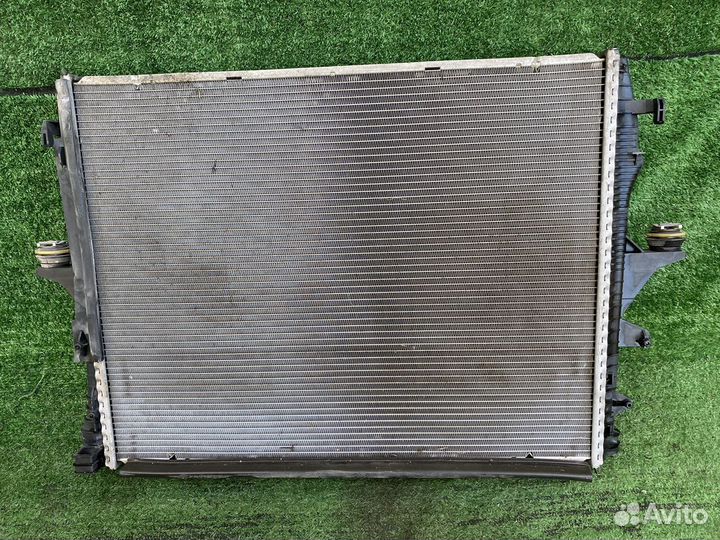 Радиатор охлаждения Porsche Cayenne 957 7LO121253A