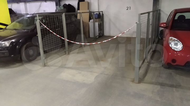 Машиноместо, 13 м²