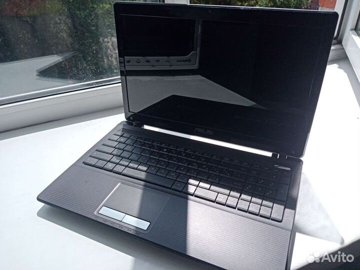 Ноутбук asus