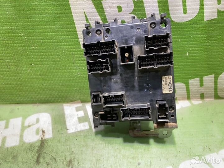 Блок предохранителей салонный Nissan Almera N15