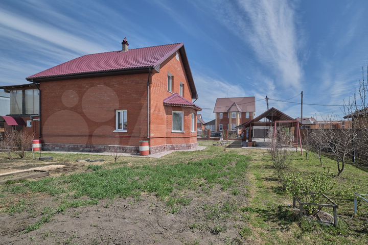 Дом 180 м² на участке 10 сот.