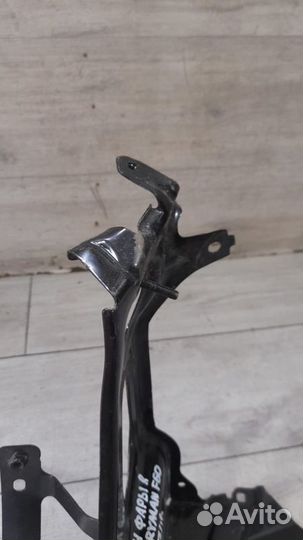 Кронштейн фары правый Mini Countryman F60 С 2016