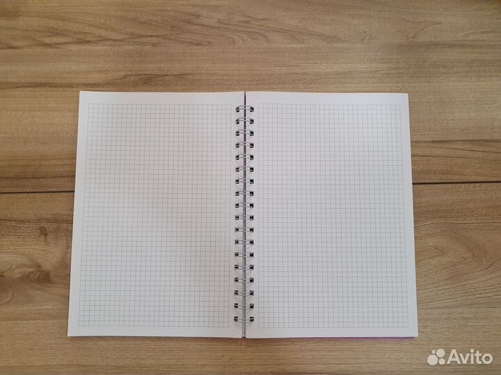 Тетради, блокнот и планер