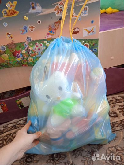 Игрушки пакетом