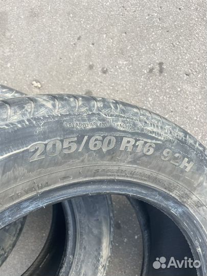 Kumho Ecsta HS51 16/60 R16 92H