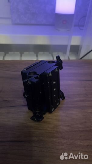 Быстросъемная площадка для камеры на рельсах