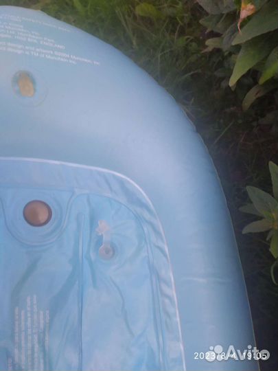 Бассейн для плавания малышей