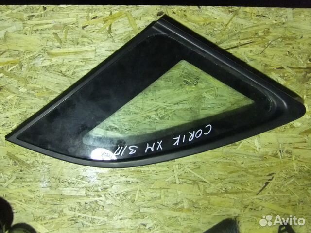 Заднее правое кузовное стекло Kia Sorento XM