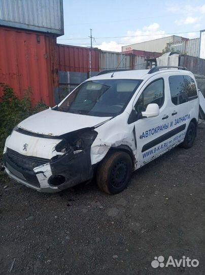 Peugeot Partner 1.6 AMT, 2014, битый, 333 333 км