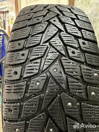Dunlop SP Winter Ice02 245/45 R19 и 275/40 R19