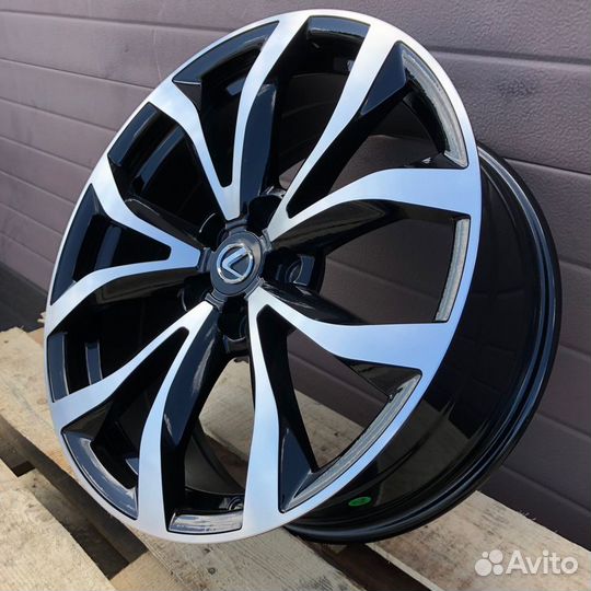 Replica LX1038 7.5x18/5x114.3 D60.1 ET35 BMF