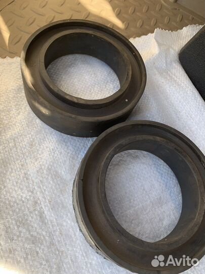 Вкладыш для увелечения дорожного просвета Toyota