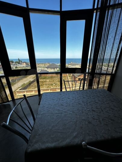 2-к. квартира, 80 м², 6/10 эт.