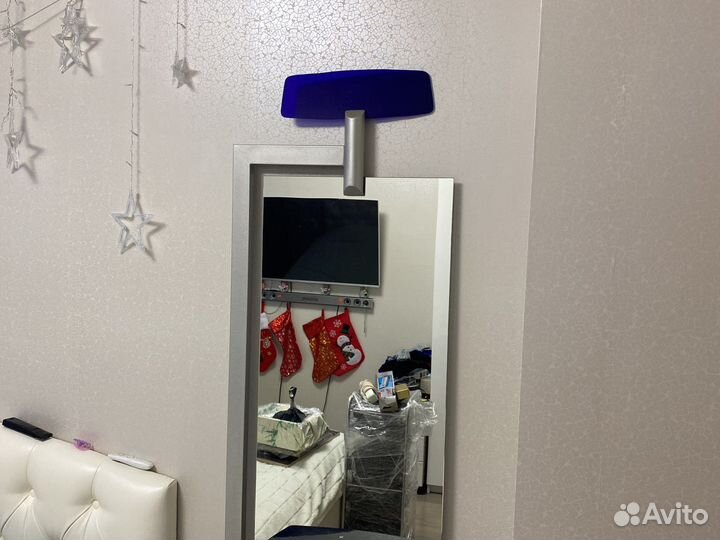 Зеркало для парикмахера