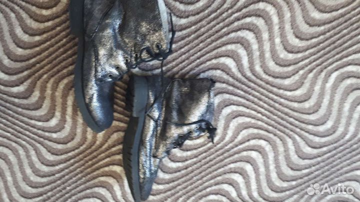 Разные вещи и обувь на девочку