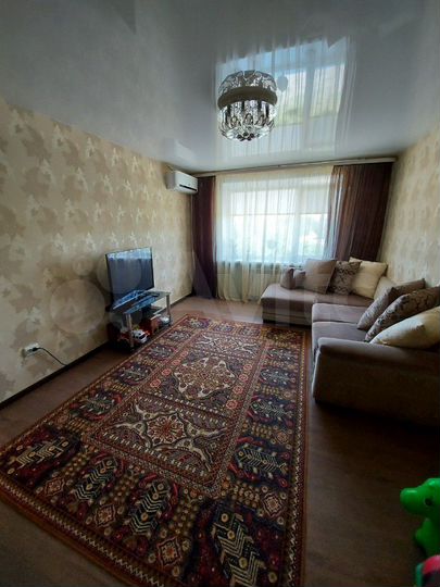 Недвижимость в пгт степное саратовской области советский район. Микрорайон степной старый оскол дом 30. Однокомнатные кв в р,п степное в продаже. Квартира степное советский район. Новая однушка оренбург.