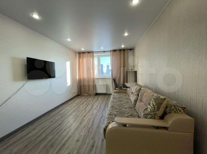 2-к. квартира, 60 м², 5/12 эт.