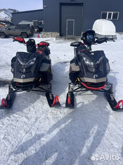 Снегоход SKI-DOO summit X expert 165 850 E-TEC