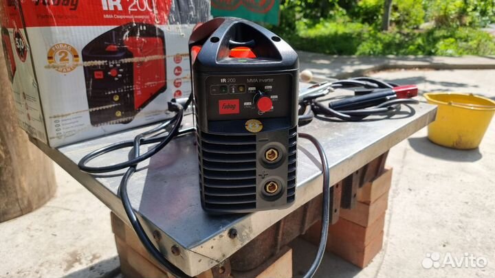 Инвертор сварочный Fubag IR 200