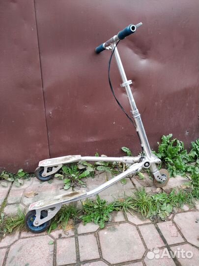 Велосипеды и самокаты по 100р