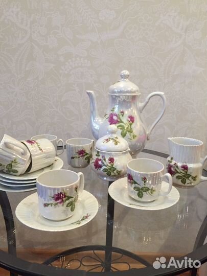 Кофейный фарфоровый сервиз