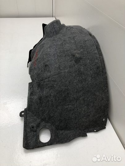 Подкрылок передний правый Toyota Camry V70