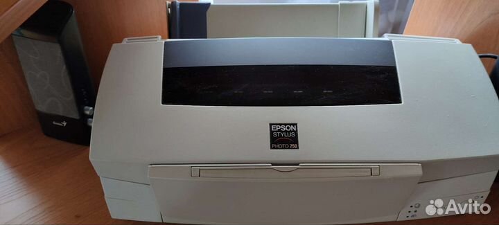 Цветной струйный принтер epson