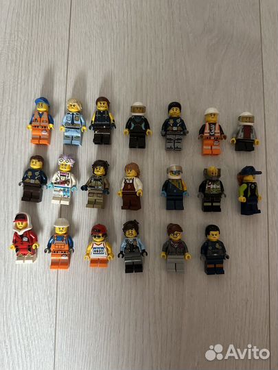 Lego человечки