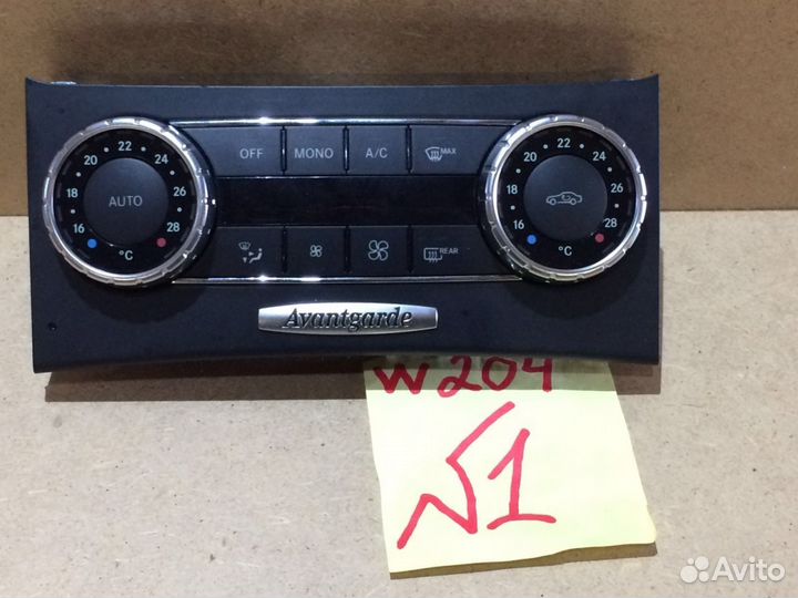 Блок управления климатом Mercedes W204