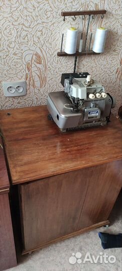 Оверлок Агат