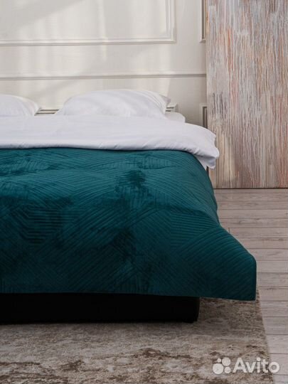 Kровать двуспальная, с матрасом, цена за полный комплект