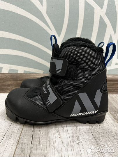 Лыжные ботинки детские