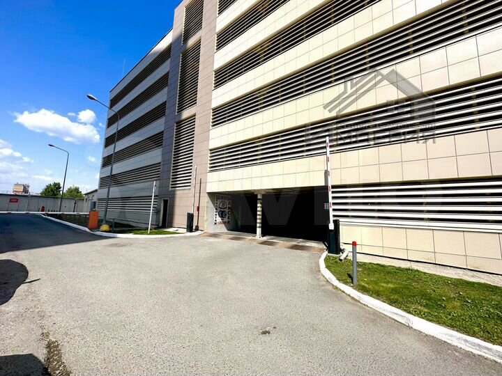 Машиноместо, 12 м²