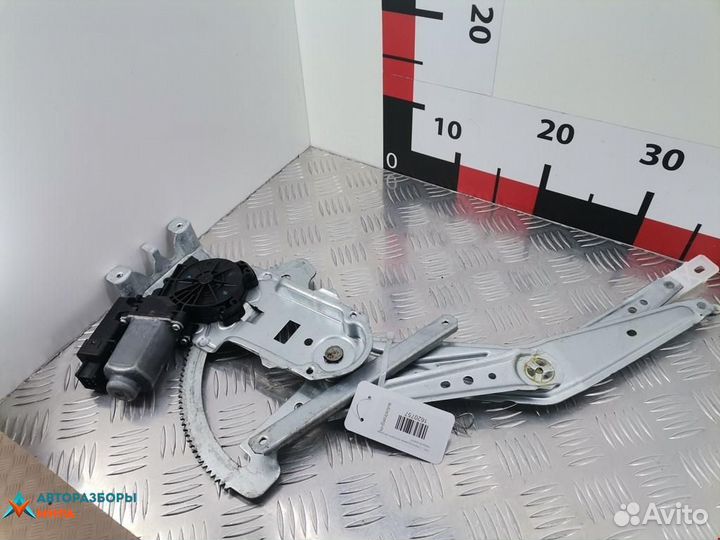 Стеклоподъемник передний правый Opel Meriva