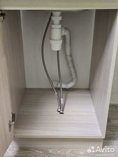 Кухонный шкаф с мойкой