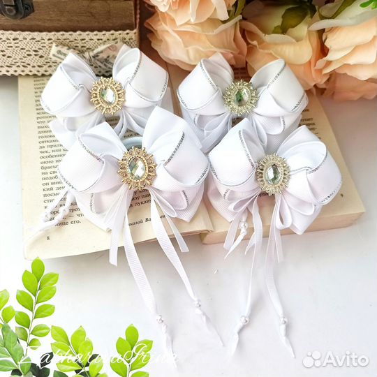 Белые банты для волос