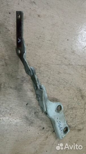 Петля капота левая правая Opel Omega B II X20SE