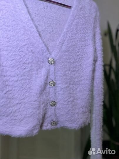 Пушистая кофта женская