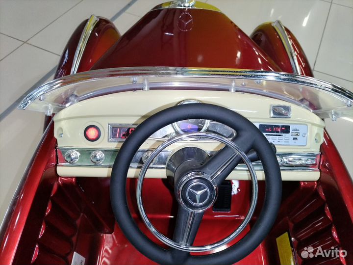 Детский электромобиль Менседес 300 классика